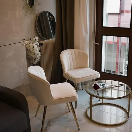 Neuf -montparnasse * Paris